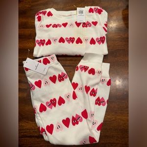 Old navy pajama set with hearts